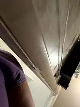 allybluee777 online show from January 8, 5:15 pm