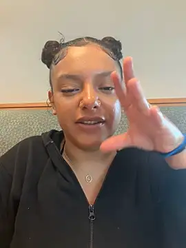 allybluee777 online show from March 2, 1:40 pm