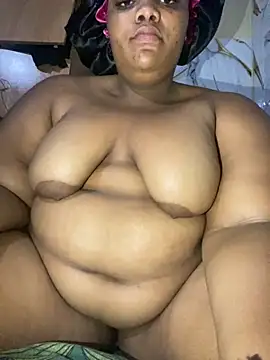 Snapshot of chubbybbw18 chatting on October 15, 7:47 pm chubbybbw18 online show from October 15, 7:47 pm