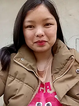 Snapshot of XoiXoi232 chatting on February 16, 3:46 am XoiXoi232 online show from February 16, 3:46 am