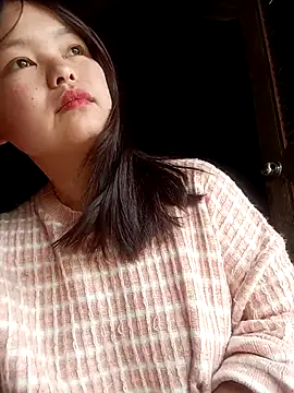 XoiXoi232 online show from March 16, 1:33 am