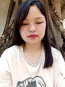 XoiXoi232 online show from April 4, 1:04 am