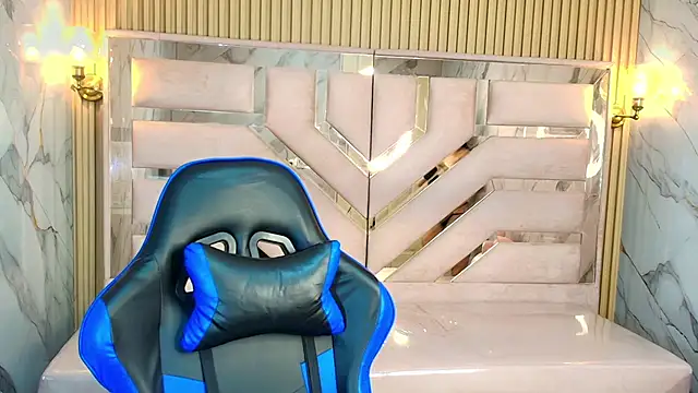 zoe r  online show from October 22, 3:18 am