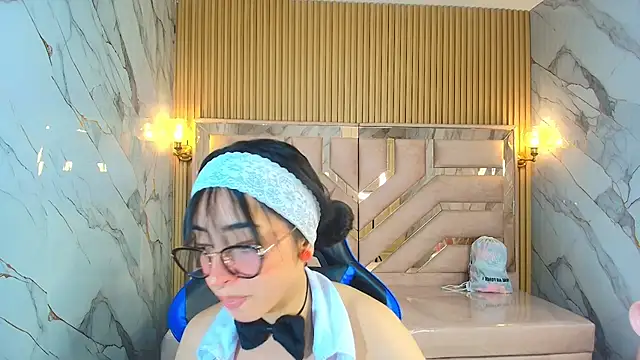 zoe r  online show from November 27, 3:19 am