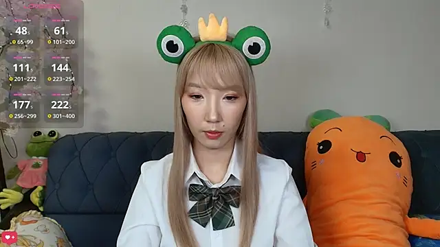 Snapshot of Yume_ko chatting on April 10, 12:21 pm Yume ko online show from April 10, 12:21 pm