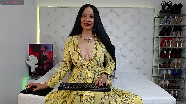 yury m2  online show from October 2, 2:18 am