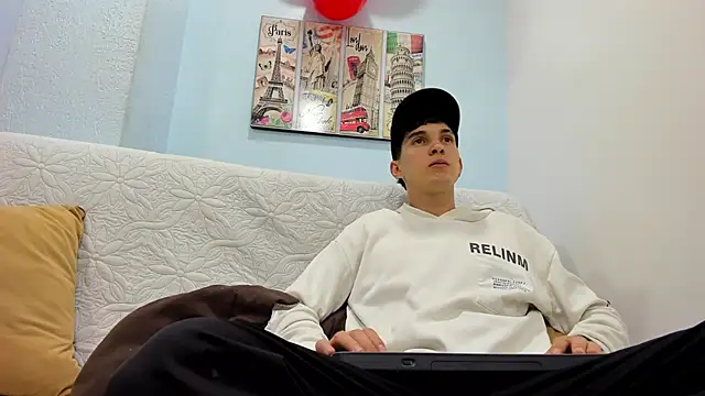 Jheampiiero online show from February 18, 9:11 pm