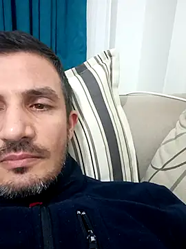 Snapshot of OGUZOZAN chatting on November 7, 7:47 pm OGUZOZAN online show from November 7, 7:47 pm