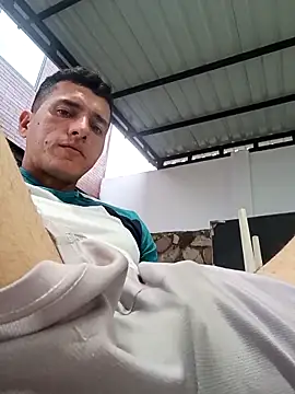 turcosexoactivo online show from February 14, 10:50 pm