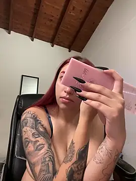 Paulina-Wells online show from December 14, 5:40 pm