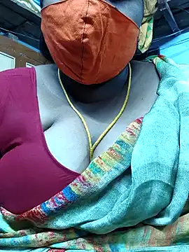 Snapshot of TAMIL_ELAKKIYA chatting on September 10, 10:04 am TAMIL ELAKKIYA online show from September 10, 10:04 am