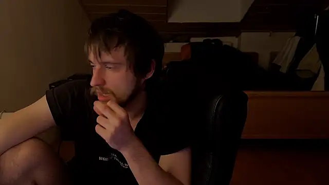 Snapshot of Bez3ybik chatting on February 3, 11:32 pm Bez3ybik online show from February 3, 11:32 pm