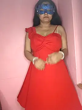 MEERAcle online show from October 31, 5:47 pm