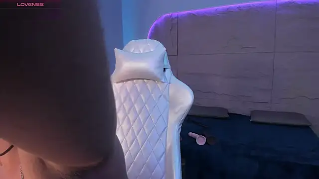 Snapshot of ZahaRose chatting on September 29, 11:20 pm ZahaRose online show from September 29, 11:20 pm