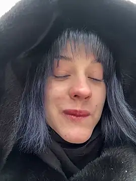 Snapshot of Only_April chatting on January 13, 9:25 am Only April online show from January 13, 9:25 am