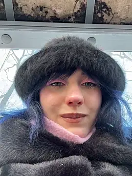 Snapshot of Only_April chatting on February 3, 9:14 am Only April online show from February 3, 9:14 am