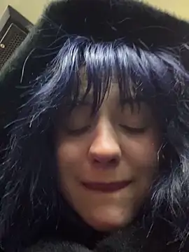 Snapshot of Only_April chatting on February 21, 4:13 am Only April online show from February 21, 4:13 am