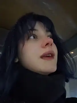 Snapshot of Only_April chatting on February 22, 4:13 am Only April online show from February 22, 4:13 am