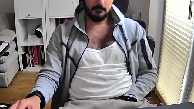 Snapshot of Velvetvoyager69 chatting on October 26, 11:38 am Velvetvoyager69 online show from October 26, 11:38 am