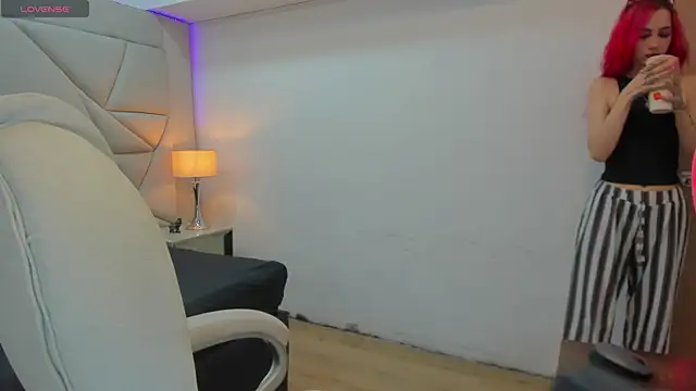 persefone 333 online show from October 3, 7:55 pm