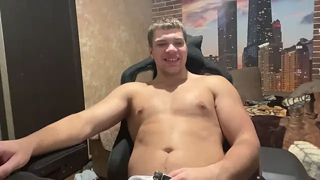 MusclePhantom online show from October 12, 8:19 pm