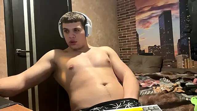 MusclePhantom online show from February 25, 10:08 pm