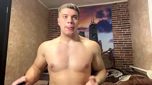 MusclePhantom online show from March 22, 9:29 pm