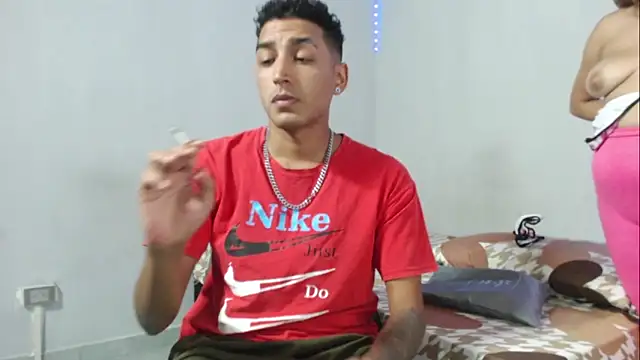 partdemonlatin666 online show from October 28, 9:39 pm