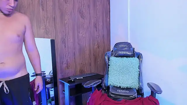 juanmechanic  online show from October 12, 5:06 am