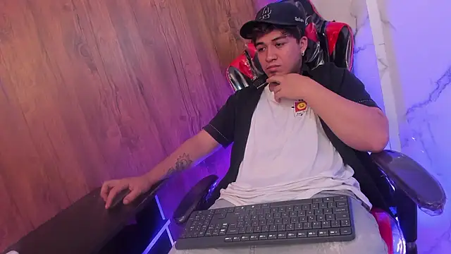 juanmechanic  online show from March 19, 1:15 pm