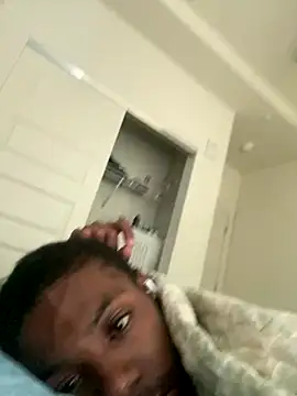 Snapshot of huhgtr chatting on November 18, 7:51 pm huhgtr online show from November 18, 7:51 pm