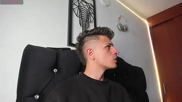 kevin ahss online show from November 20, 10:09 pm