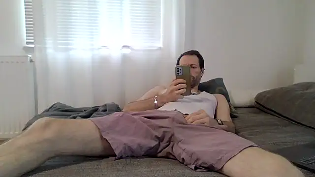 XLBarehengst online show from October 22, 2:06 pm