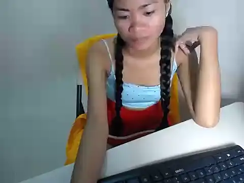 Mica Jones online show from November 20, 6:07 pm