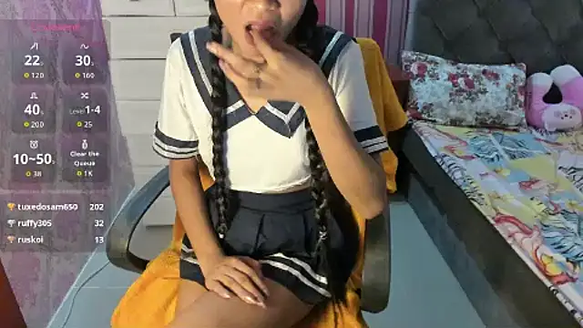 Snapshot of Mica_Jones chatting on May 19, 1:56 am Mica Jones online show from May 19, 1:56 am