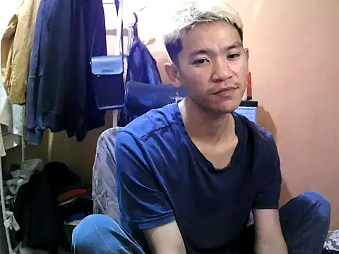 Riiichie wilCumm online show from November 16, 3:28 pm