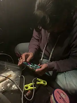 Snapshot of shakeweight chatting on December 2, 3:45 am shakeweight online show from December 2, 3:45 am