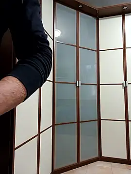 singolo discreto online show from January 15, 12:21 pm