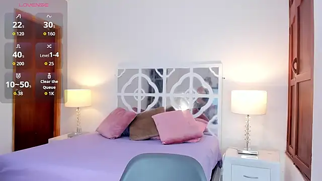 MikaelaStone online show from November 22, 12:04 pm