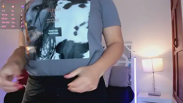 MikaelaStone online show from December 17, 10:32 am