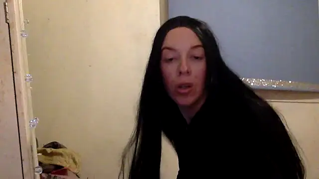 Snapshot of Bellababexox chatting on February 3, 1:37 am Bellababexox online show from February 3, 1:37 am