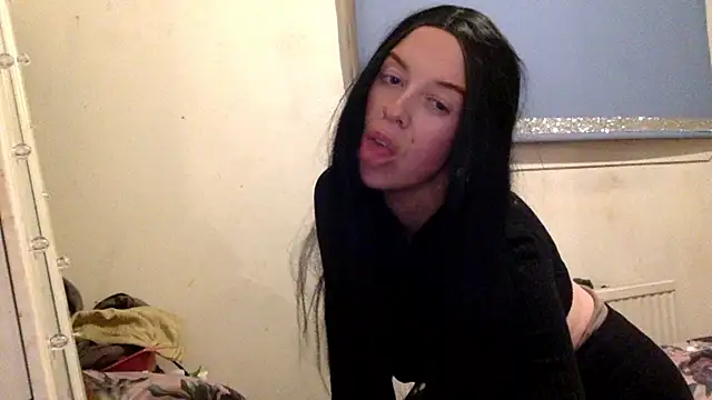 Snapshot of Bellababexox chatting on February 3, 2:53 am Bellababexox online show from February 3, 2:53 am