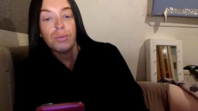 Snapshot of Bellababexox chatting on February 5, 6:40 am Bellababexox online show from February 5, 6:40 am