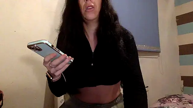 Snapshot of Bellababexox chatting on February 16, 11:45 pm Bellababexox online show from February 16, 11:45 pm