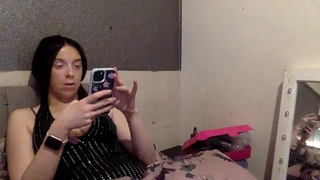 Snapshot of Bellababexox chatting on February 26, 5:28 am Bellababexox online show from February 26, 5:28 am