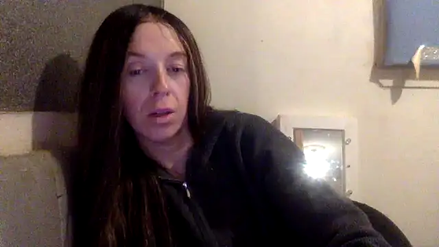 Snapshot of Bellababexox chatting on February 28, 2:45 am Bellababexox online show from February 28, 2:45 am