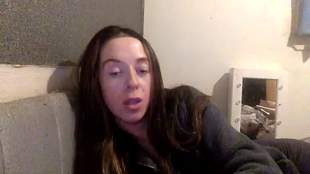 Snapshot of Bellababexox chatting on March 1, 6:37 am Bellababexox online show from March 1, 6:37 am