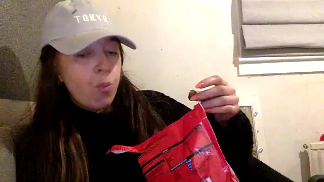 Snapshot of Bellababexox chatting on March 29, 1:27 am Bellababexox online show from March 29, 1:27 am