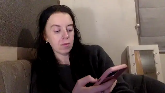 Snapshot of Bellababexox chatting on April 28, 1:04 am Bellababexox online show from April 28, 1:04 am
