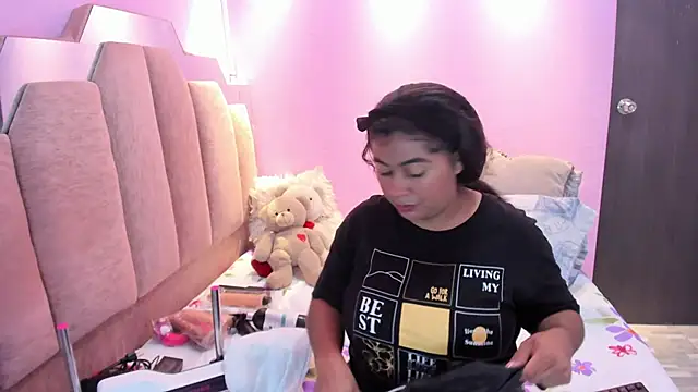 AndreaSweet2 online show from December 4, 7:33 pm